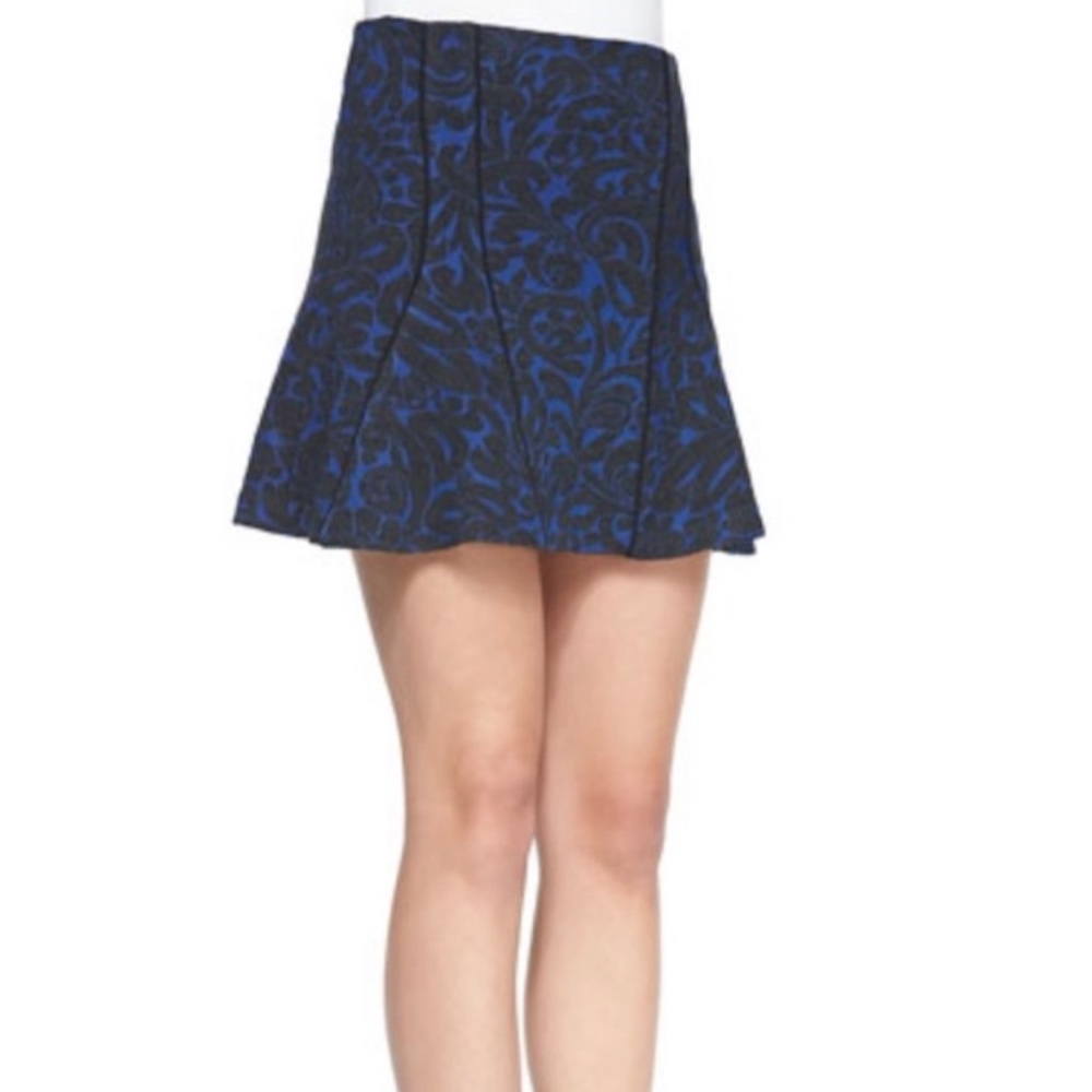 NWT Veronica Beard Scroll Print Flounce Skirt M